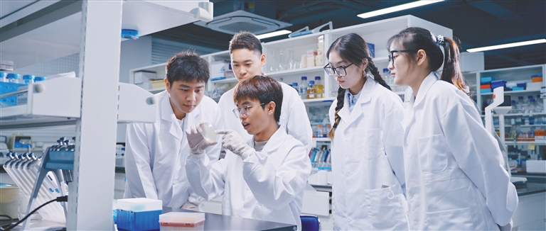 海南大学：封关启航 才聚自贸港-